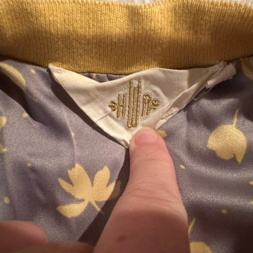 Yellow Women's Anthropologie Cardigan with pockets- size-medium/large - Picture 10 of 14